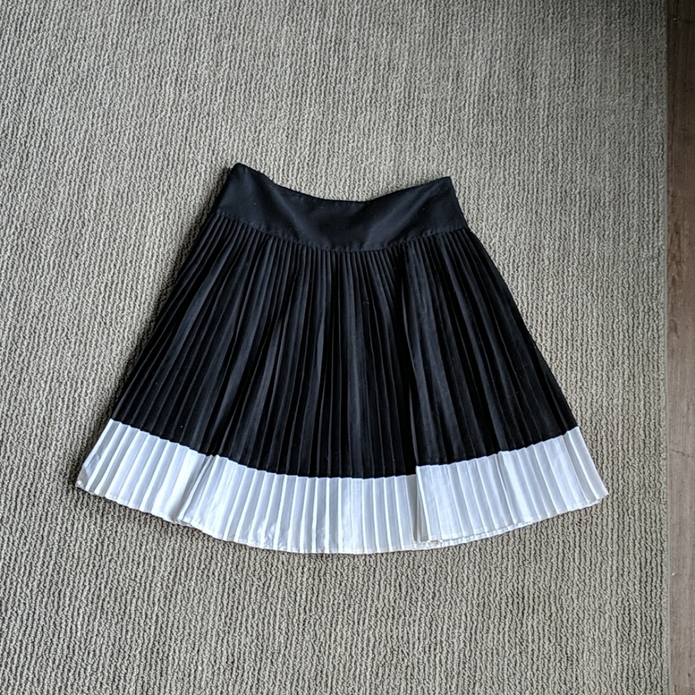 Pleated Black & White High Waisted Skirt